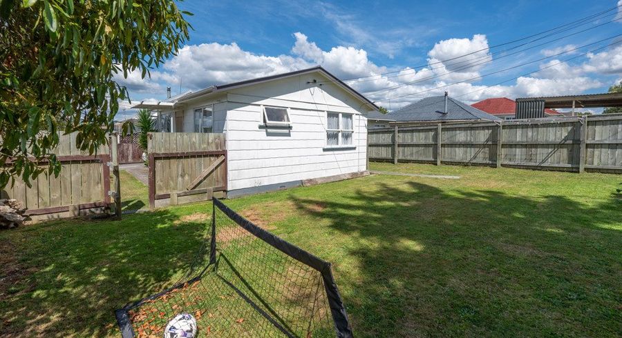 at 1/19 York Street, Glenholme, Rotorua, Bay Of Plenty