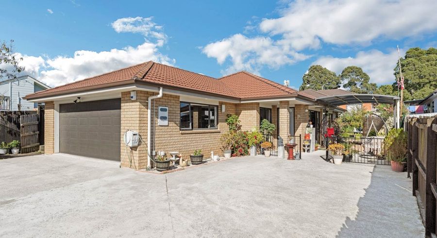  at 13 Capital Place, Papatoetoe, Manukau City, Auckland