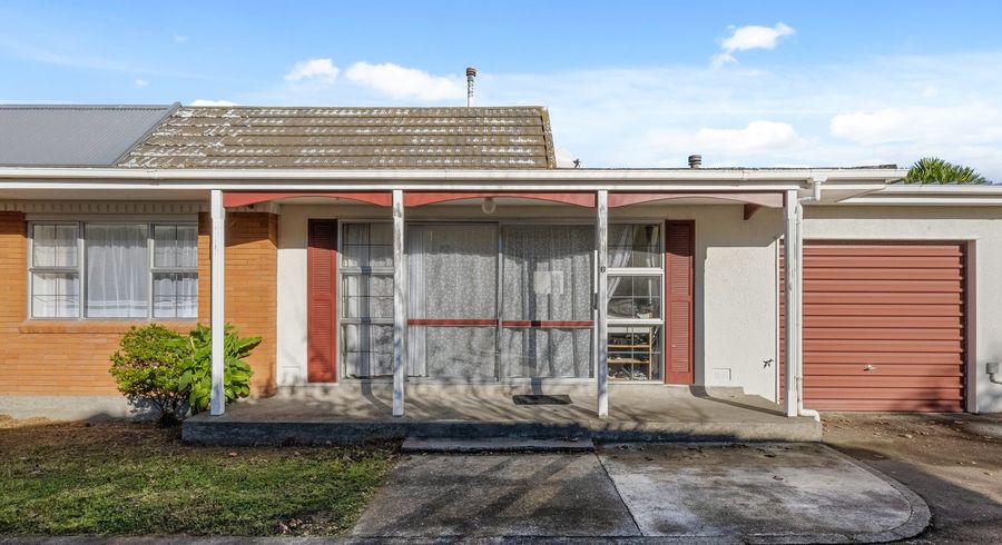  at 2/14 Fuller Grove, Woburn, Lower Hutt