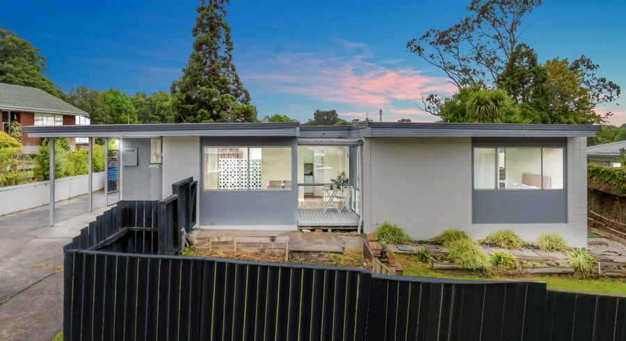  at 1/42 Bentley Avenue, Glenfield, North Shore City, Auckland
