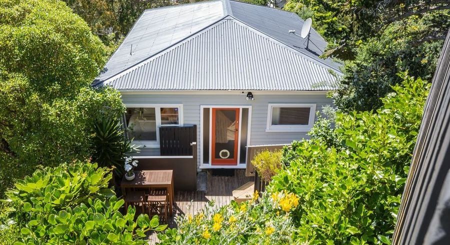 at 58 Gordon Road, Plimmerton, Porirua