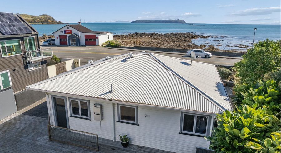  at 7 Sunset Parade, Plimmerton, Porirua, Wellington