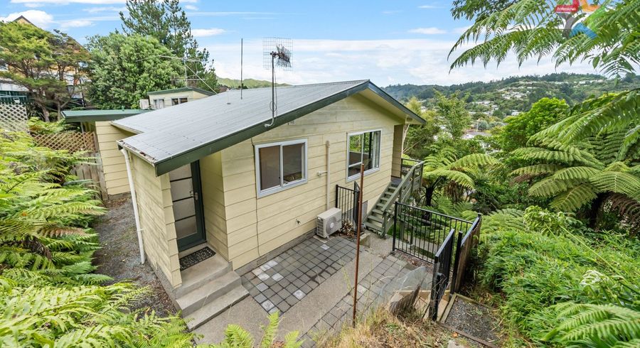  at 2/15 Glen Road, Stokes Valley, Lower Hutt