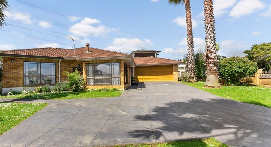  at 25 Wairere Road, The Gardens, Auckland