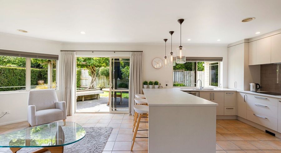  at 22 Keswick Crescent, Huntington, Hamilton