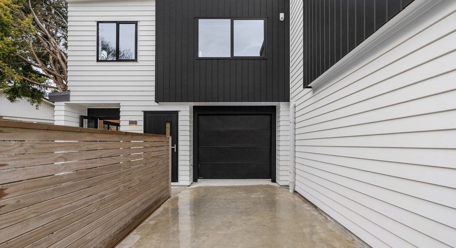  at 15A Rowe Parade, Wainuiomata, Lower Hutt, Wellington