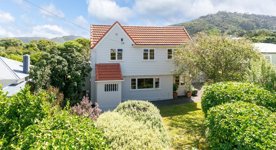  at 4 Nicholson Road, Khandallah, Wellington