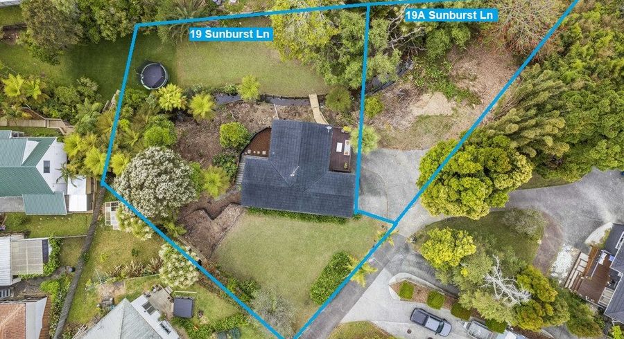  at 19 & 19A Sunburst Lane, Torbay, North Shore City, Auckland