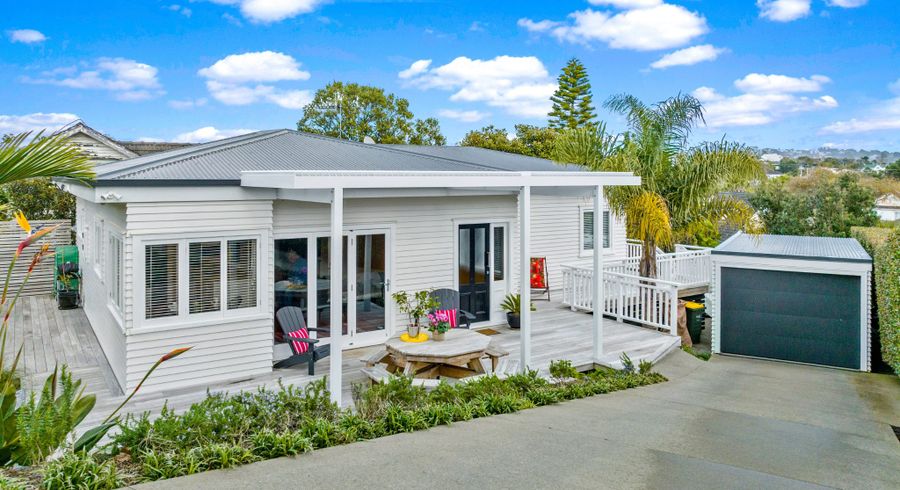  at 14 Waimana Avenue, Northcote Point, Auckland