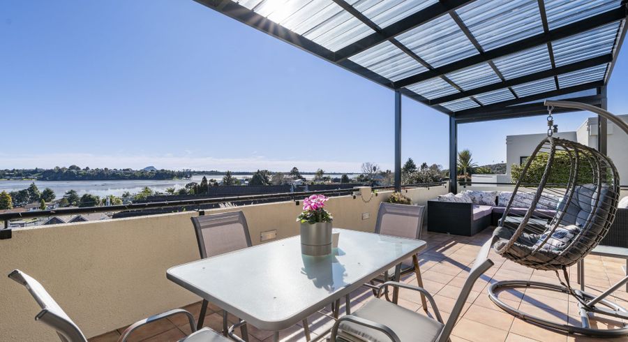  at 8 Lorrigan Way, Welcome Bay, Tauranga, Bay Of Plenty