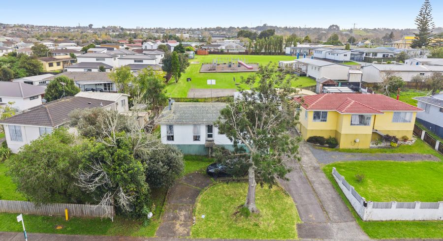 at 104 Hyperion Drive, Randwick Park, Manukau City, Auckland
