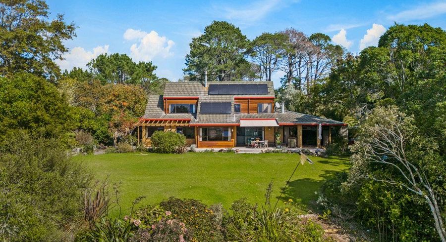  at 9 Vaughan Road, Okura, North Shore City, Auckland