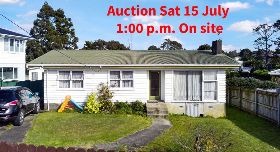  at 8 Glen Marine Parade, Glendene, Auckland