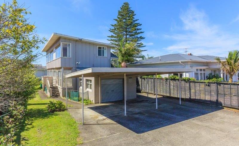 at 195 Garnet Road, Westmere, Auckland
