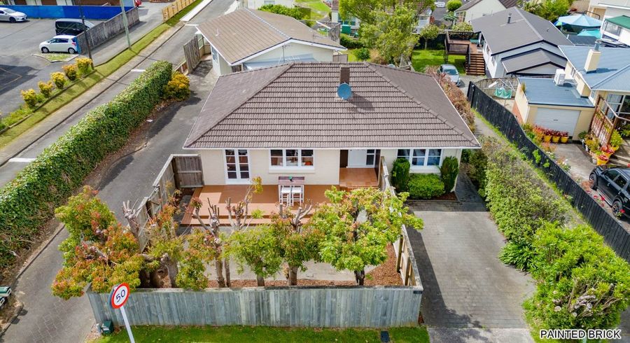  at 1/10 Botany Road, Howick, Manukau City, Auckland
