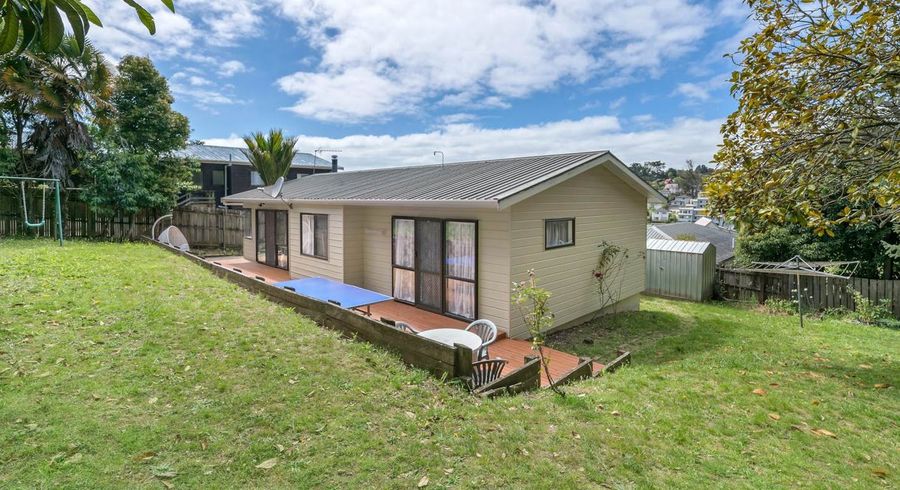  at 2/26 Fernlea Rise, Bayview, Auckland