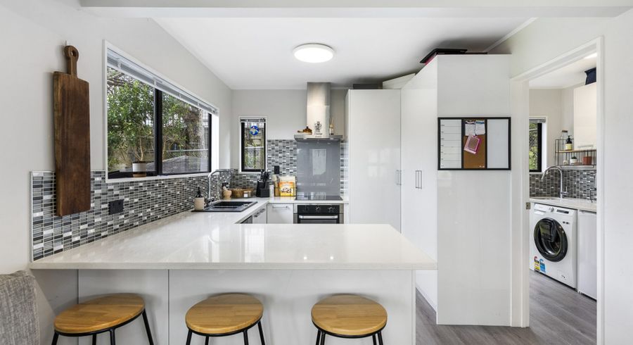  at 5a Siesta Terrace, Gulf Harbour, Rodney, Auckland