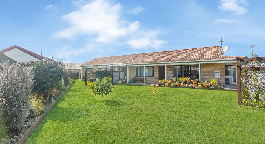  at 63 Gloucester Road, Mount Maunganui, Mount Maunganui