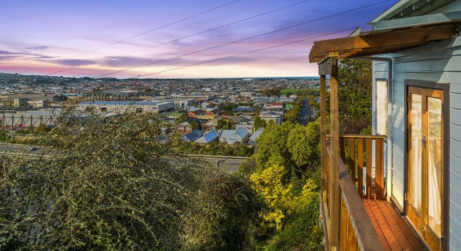  at 26 Bridge Street, Clyde Hill, Dunedin