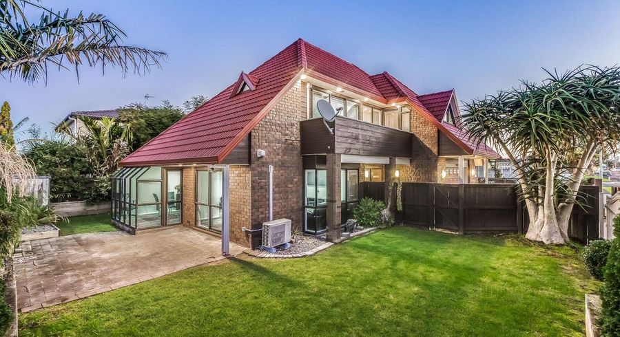  at 2/57 Hoteo Avenue, Papatoetoe, Manukau City, Auckland