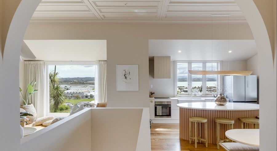  at 5 Denholm Road, Hospital Hill, Napier, Hawke's Bay