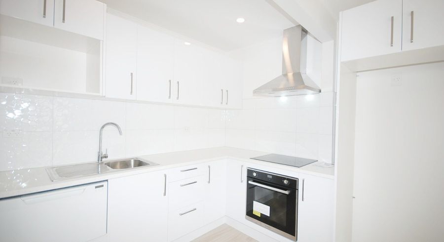  at 2 Herbert Road, Mount Eden, Auckland City, Auckland