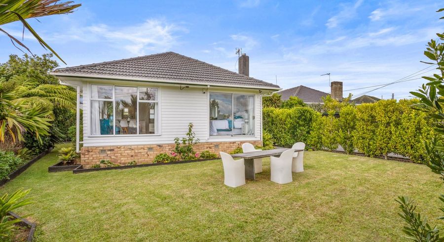  at 51 Waipani Road, Te Atatu Peninsula, Waitakere City, Auckland