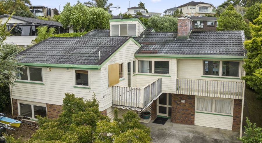  at 7 Amante Crescent, Mairangi Bay, Auckland