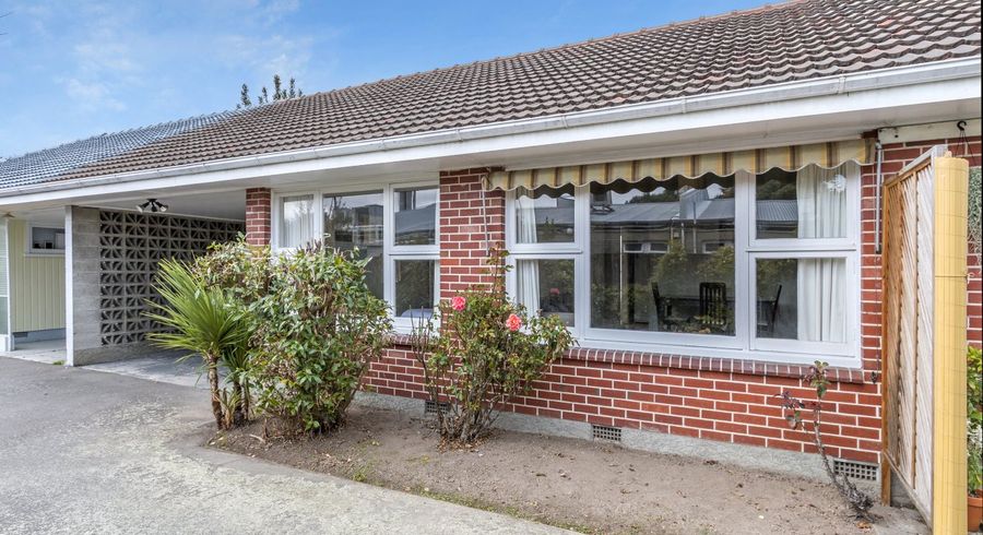  at 2/31 Remuera Avenue, Cashmere, Christchurch