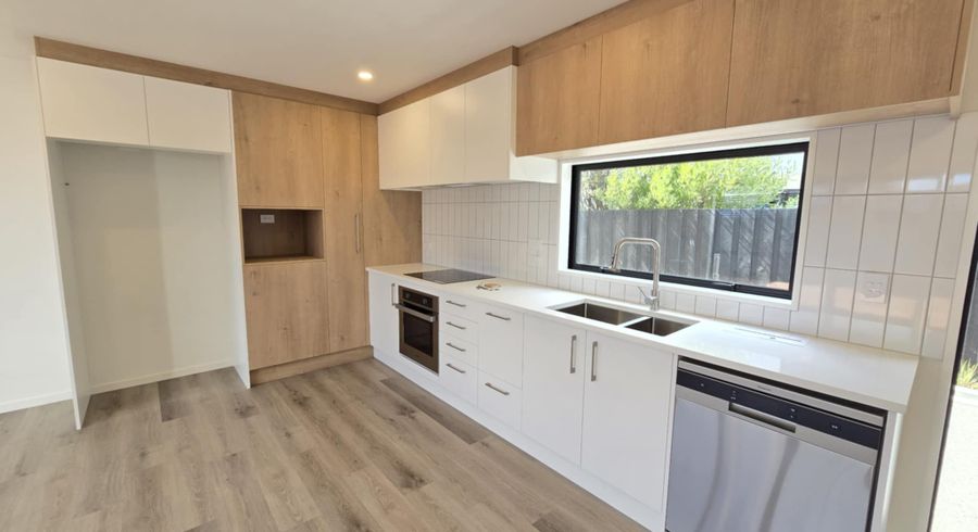  at 1/24 Shakespeare Road, Waltham, Christchurch City, Canterbury