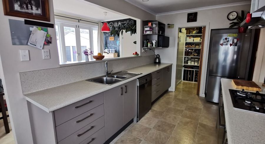  at 7 Wheatley Street, Naenae, Lower Hutt
