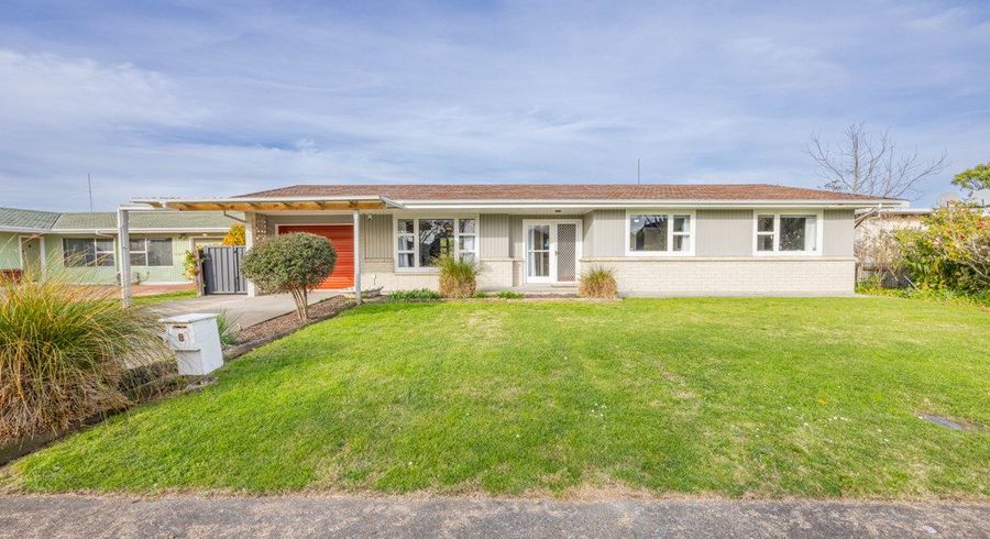 at 8 Crichton Place, Taradale, Napier, Hawke's Bay