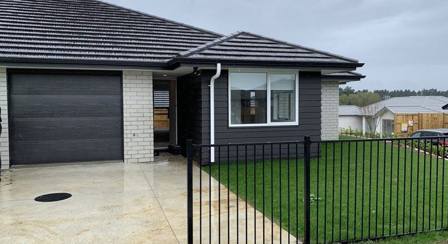  at 2/45 Ladeira Place, Fitzroy, Hamilton