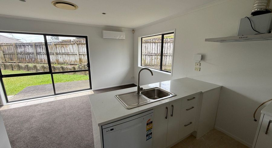  at 14a Innisowen Pl, Flat Bush, Manukau City, Auckland