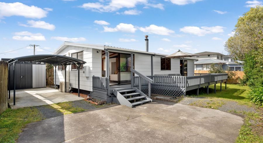  at 49A Larnoch Road, Henderson, Waitakere City, Auckland