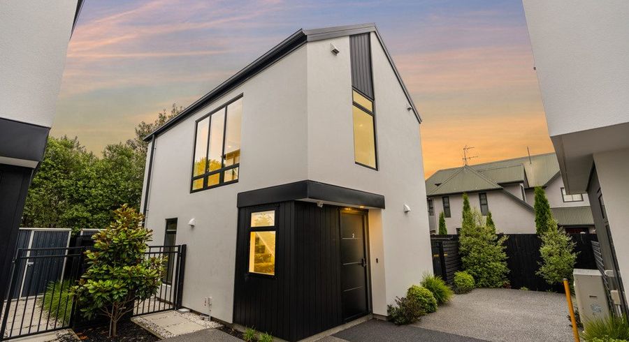  at 2/10 Brockworth Place, Riccarton, Christchurch City, Canterbury