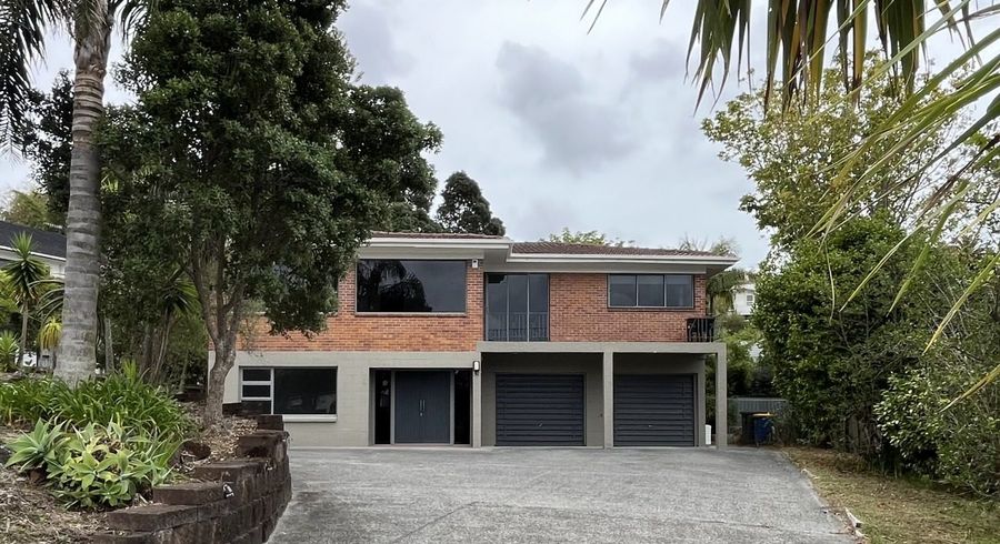  at 5 Anchor Place, Beach Haven, Auckland
