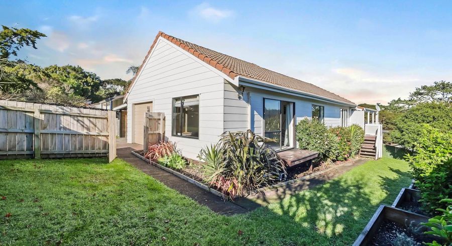  at 14 Hale Crescent, Bayview, North Shore City, Auckland