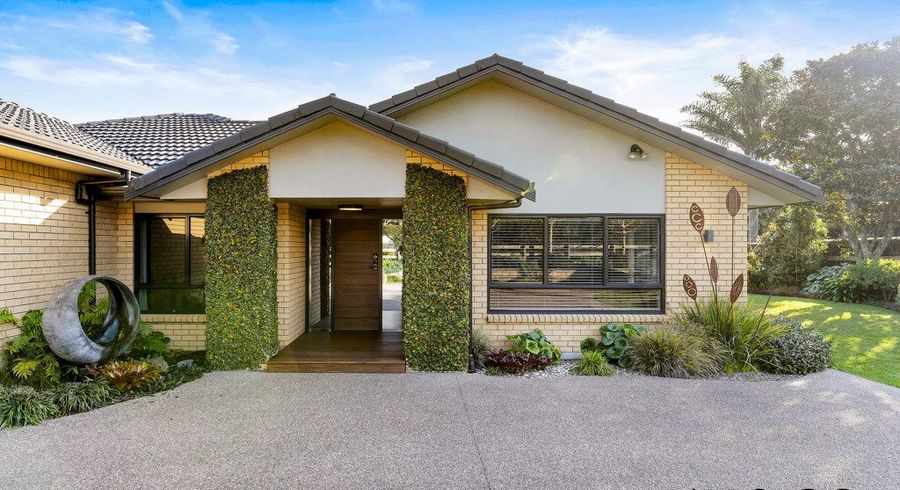  at 27 Monument Road, Papakura