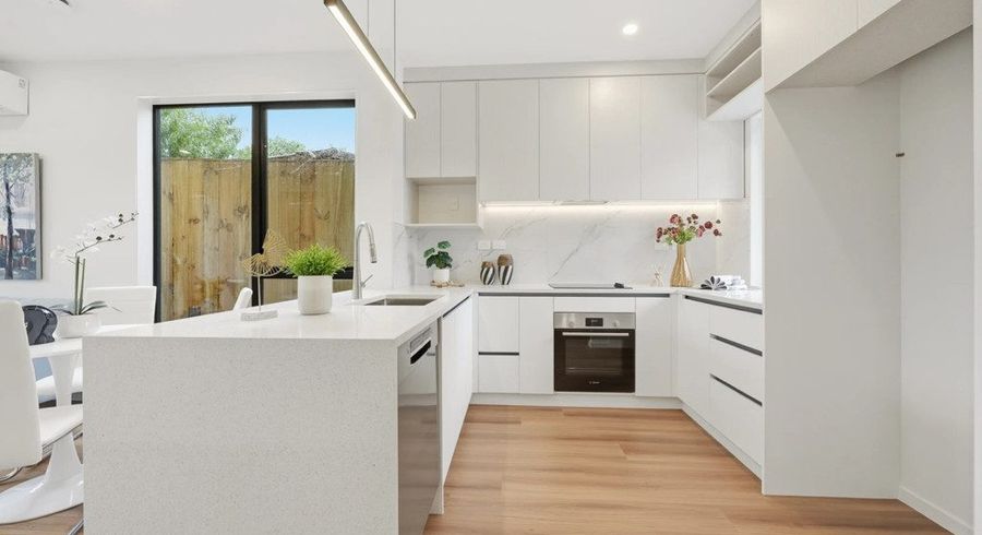  at 2/7 Cindy Place, Pakuranga, Manukau City, Auckland