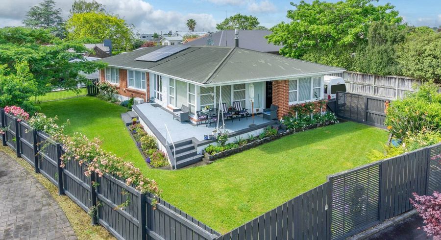  at 8 Garrick Place, Beerescourt, Hamilton, Waikato
