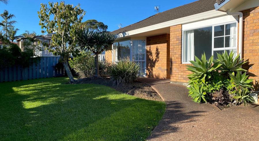  at 8 Isherwood Place, Saint Johns, Auckland City, Auckland