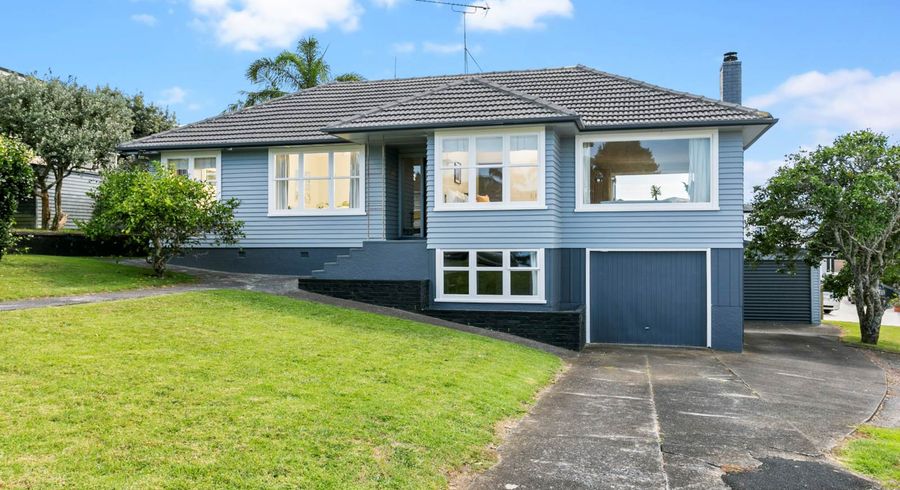  at 18 Camellia Place, Mount Roskill, Auckland