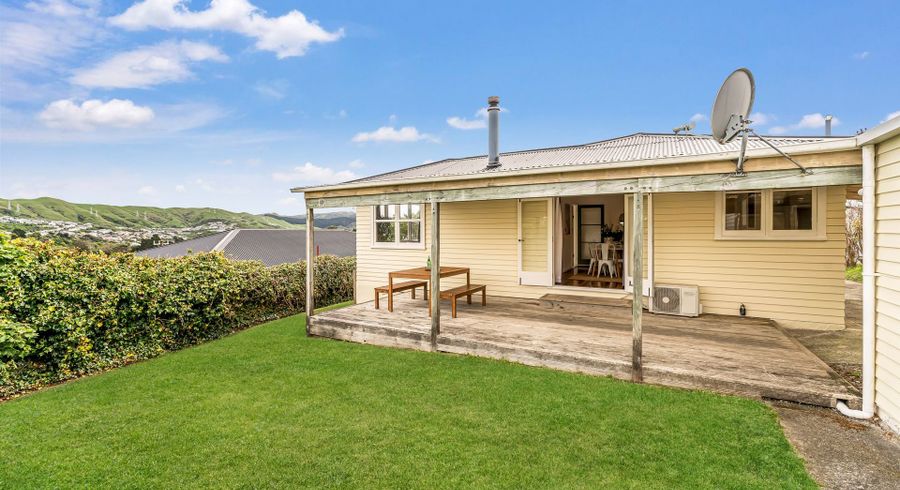  at 11 Beazley Ave, Paparangi, Wellington, Wellington