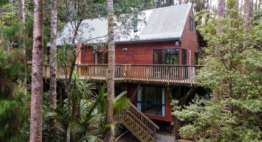  at 8 Kauri Loop Road, Oratia, Auckland