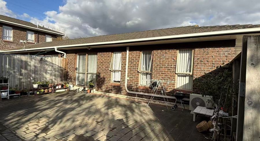  at 1/15 Robson St, Mount Roskill, Auckland City, Auckland