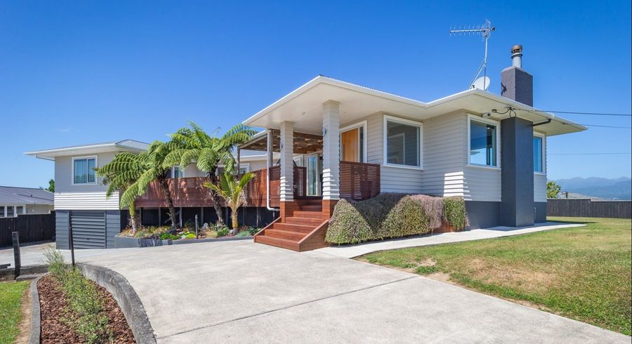  at 28 Chester Street, Levin, Levin