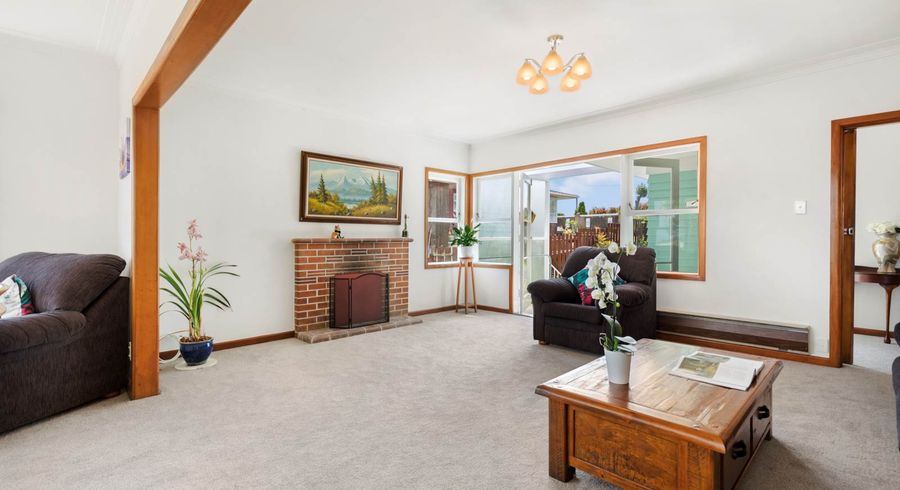  at 89 Donovan Street, Blockhouse Bay, Auckland