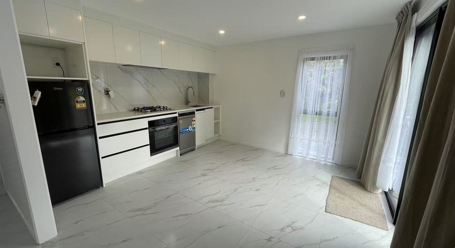  at 325 Richardson Road, New Windsor, Auckland City, Auckland