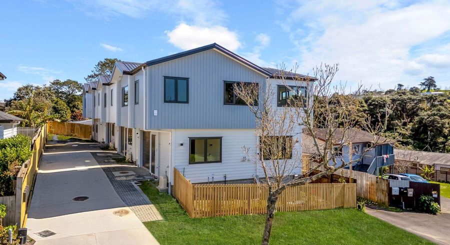  at Lot 3/90 Moire Road, Massey, Waitakere City, Auckland